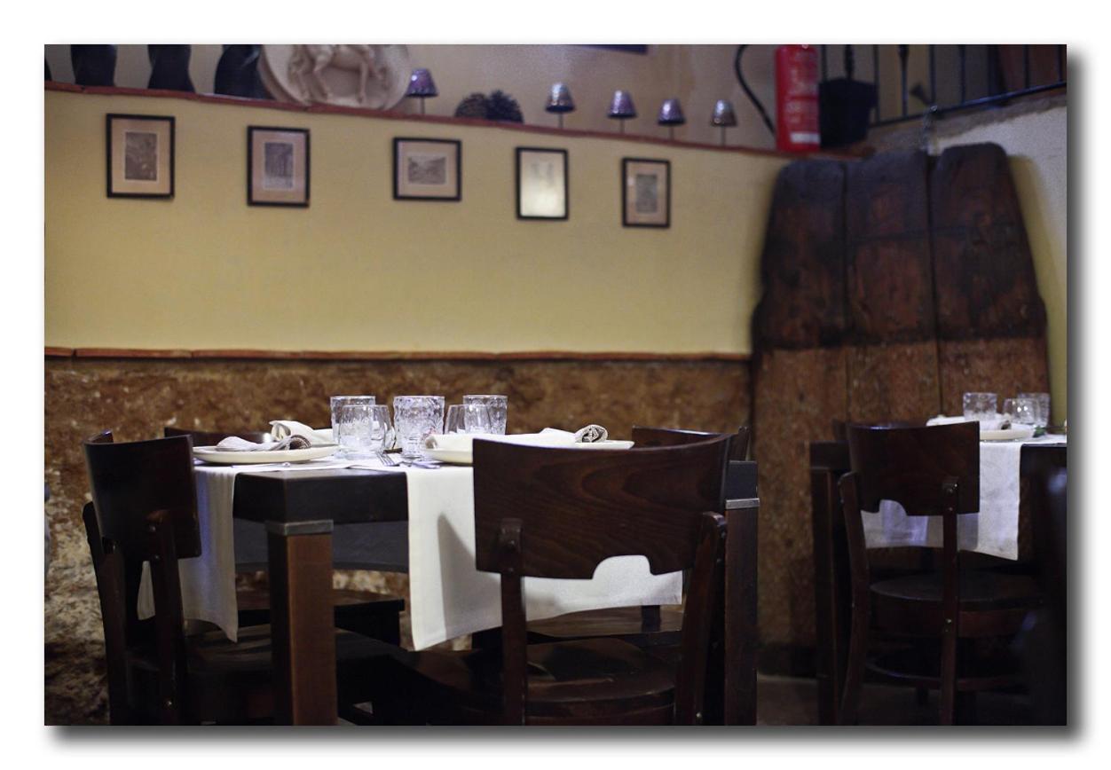 Hotel Restaurante Dona Anita Requena Luaran gambar